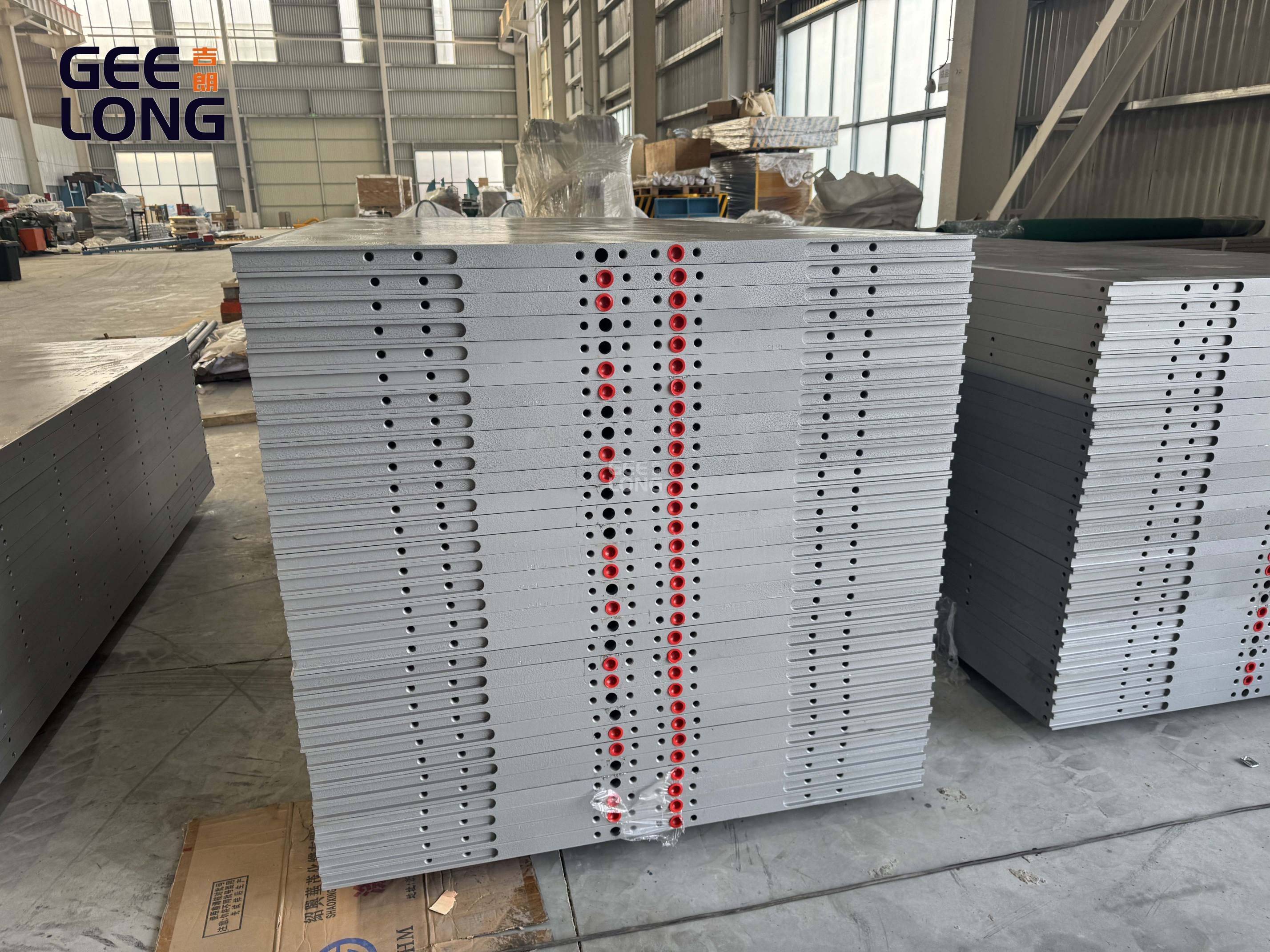 Нагревательные плиты для пресса фанеры