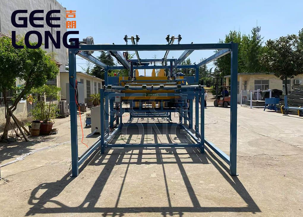 Автоматическая линия по нанесению шпатлевки на фанеру Geelong 8 футов
