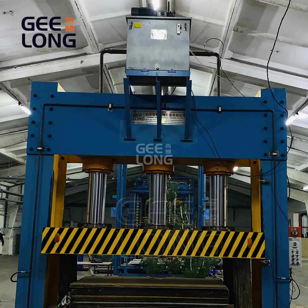 Китайский завод по производству станков для холодного прессования фанеры Китайский завод по производству станков для холодного прессования фанеры